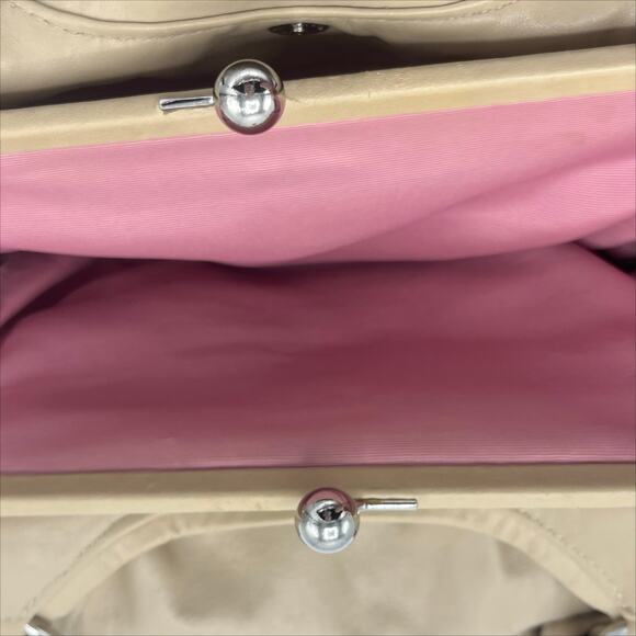 Coach Hand Bag in Beige and Pink - Picture 6 of 9
